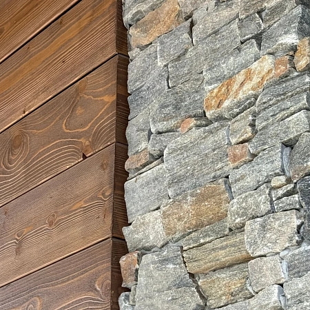 Наружный угол кварцит серо-зеленый для 3Д панелей из натурального камня
